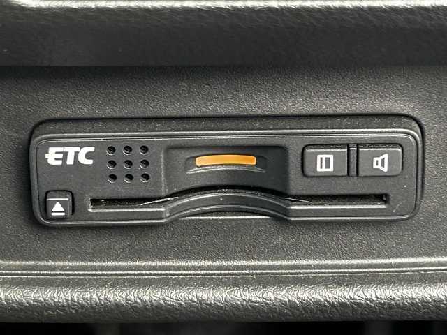 ホンダ オデッセイ ハイブリッド EX　パッケージ 滋賀県 2016(平28)年 7.1万km ホワイトオーキッドパール 社外7インチナビ/【Bluetooth/DVD/CD/フルセグTV】/両側パワースライドドア/ホンダセンシング/・衝突軽減ブレーキ 〈CMBS〉/・歩行者事故低減ステアリング/・アダプティブクルーズコントロール/・LKAS 〈車線維持支援システム〉/・路外逸脱抑制機能/・誤発進抑制機能/・先行車発進お知らせ機能/・標識認識機能/バックカメラ/純正フリップダウンモニター/AC100V電源/ビルトイン純正ETC/LEDヘッドライト/エンジンスターター/純正フロアマット/D席パワーシート/コンフォートビューパッケージ/二列目オットマン/ステアリングリモコン/スマートキー/プッシュスタート