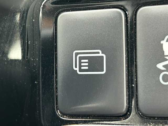 三菱 アウトランダー ＰＨＥＶ G セーフティパッケージ 岡山県 2017(平29)年 8.7万km アメジストブラック 登録時走行距離86768km/社外9インチナビ/フルセグTV(AM.FM.CD.DVD.TV.BT)/バックカメラ/ETC/ドライブレコーダー/シートヒーター/ステアリングヒーター/衝突軽減ブレーキ/レーダークルーズコントロール/レーンキープアシスト/横滑り防止装置/オートライト/アイドリングストップ/AC100V/18インチ純正AW/純正フロアマット/プッシュスタート/スマートキー/急速充電ポート/充電ケーブル