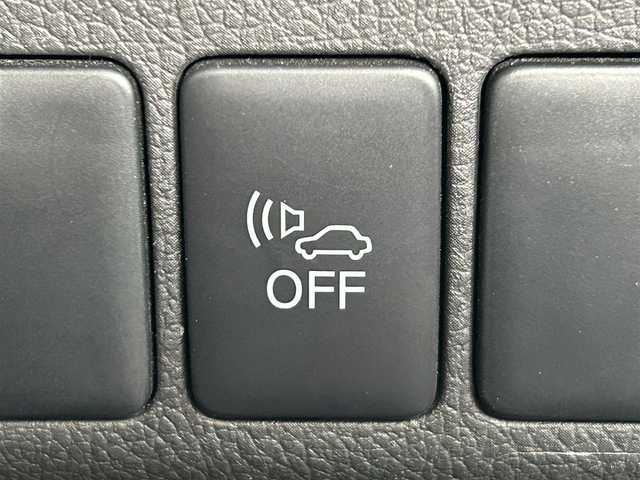 三菱 アウトランダー ＰＨＥＶ G セーフティパッケージ 岡山県 2017(平29)年 8.7万km アメジストブラック 登録時走行距離86768km/社外9インチナビ/フルセグTV(AM.FM.CD.DVD.TV.BT)/バックカメラ/ETC/ドライブレコーダー/シートヒーター/ステアリングヒーター/衝突軽減ブレーキ/レーダークルーズコントロール/レーンキープアシスト/横滑り防止装置/オートライト/アイドリングストップ/AC100V/18インチ純正AW/純正フロアマット/プッシュスタート/スマートキー/急速充電ポート/充電ケーブル