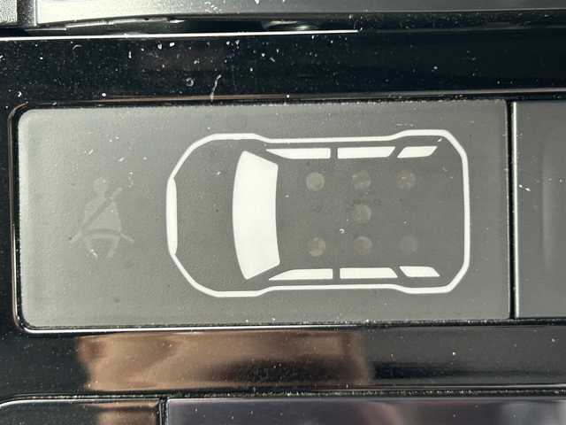 三菱 アウトランダー ＰＨＥＶ G セーフティパッケージ 岡山県 2017(平29)年 8.7万km アメジストブラック 登録時走行距離86768km/社外9インチナビ/フルセグTV(AM.FM.CD.DVD.TV.BT)/バックカメラ/ETC/ドライブレコーダー/シートヒーター/ステアリングヒーター/衝突軽減ブレーキ/レーダークルーズコントロール/レーンキープアシスト/横滑り防止装置/オートライト/アイドリングストップ/AC100V/18インチ純正AW/純正フロアマット/プッシュスタート/スマートキー/急速充電ポート/充電ケーブル