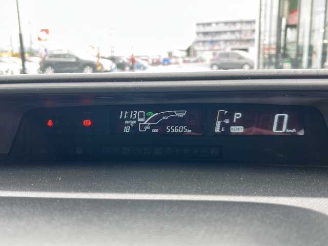 トヨタ アクア S スタイルブラック 岐阜県 2017(平29)年 5.6万km ブラックマイカ 登録時走行距離55604km/純正ナビ/バックモニター/フルセグテレビ/Blue tooth・CD・DVD・SDミュージックサーバー/トヨタセーフティー/レーンキープアシスト/LEDヘッドライト/オートマチックハイビーム/オートライト/社外15アルミ/プッシュスタート/スマートキー/オートエアコン/禁煙車