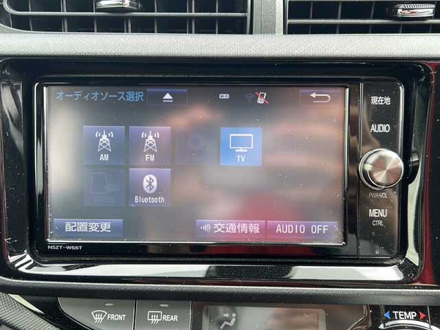 トヨタ アクア S スタイルブラック 岐阜県 2017(平29)年 5.6万km ブラックマイカ 登録時走行距離55604km/純正ナビ/バックモニター/フルセグテレビ/Blue tooth・CD・DVD・SDミュージックサーバー/トヨタセーフティー/レーンキープアシスト/LEDヘッドライト/オートマチックハイビーム/オートライト/社外15アルミ/プッシュスタート/スマートキー/オートエアコン/禁煙車