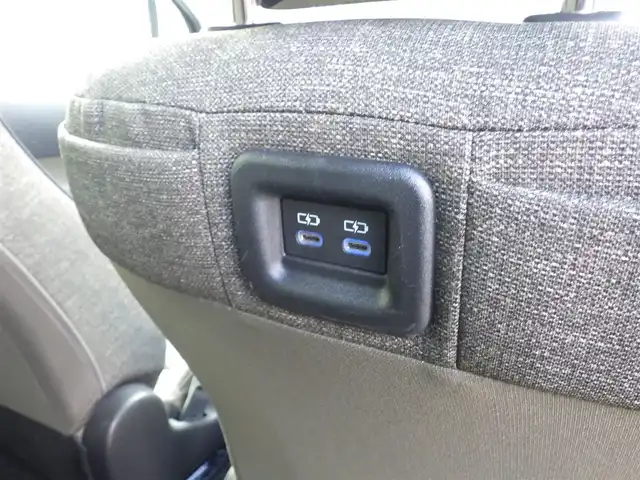 トヨタ シエンタ ハイブリッド Z 千葉県 2023(令5)年 2.2万km アーバンカーキ 185/65R15/Toyota Safety Sense/・プリクラッシュセーフティ/・レーンディパーチャーアラート/・オートハイビーム/・レーダークルーズコントロール/・ブラインドスポットモニター/・RCTA（リヤクロストラフィックアラート）/両側パワースライドドア/純正コネクティッドナビ/地デジTV/【Bluetooth接続】/パノラミックビューモニター/前席シートヒーター/革巻きステアリング/ステアリングヒーター/ステアリングスイッチ/ETC/LEDヘッドライト/ウインカーミラー/クリアランスソナー/純正15インチアルミホイル/サイド/カーテンエアバッグ/スマートキー