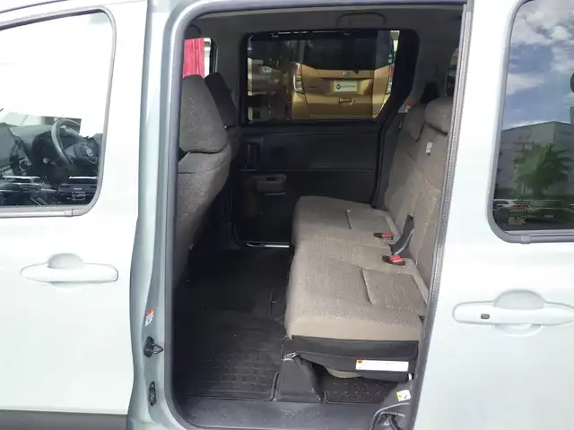 トヨタ シエンタ ハイブリッド Z 千葉県 2023(令5)年 2.2万km アーバンカーキ 185/65R15/Toyota Safety Sense/・プリクラッシュセーフティ/・レーンディパーチャーアラート/・オートハイビーム/・レーダークルーズコントロール/・ブラインドスポットモニター/・RCTA（リヤクロストラフィックアラート）/両側パワースライドドア/純正コネクティッドナビ/地デジTV/【Bluetooth接続】/パノラミックビューモニター/前席シートヒーター/革巻きステアリング/ステアリングヒーター/ステアリングスイッチ/ETC/LEDヘッドライト/ウインカーミラー/クリアランスソナー/純正15インチアルミホイル/サイド/カーテンエアバッグ/スマートキー