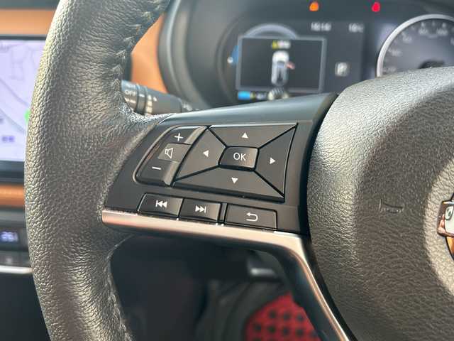 日産 キックス X ツートーンインテリアED 福岡県 2020(令2)年 9.9万km ブリリアントホワイトパール 純正９インチナビ/　（AM/FM/iPod/SD/USB/BT/CD/DVD/TV）/アラウンドビュー/ドライブレコーダー（前後）/デジタルインナーミラー/シートヒーター（D席＋N席）/ヒートステアリング/ETC/プロパイロット/　・クルーズコントロール/　・レーンキープアシスト/　・衝突軽減ブレーキ/オートホールド/電動パーキングブレーキ/ステアリングスイッチ/フォグランプ/プッシュスタート/電格ミラー