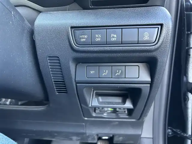 マツダ ＭＸ－３０ 群馬県 2021(令3)年 1.8万km ジェットブラックマイカ ワンオーナー/メモリナビ/Bluetooth/全方位カメラ/シートヒーター/ハンドルヒーター/電動シート/プッシュスタート/ETC/純正18インチアルミホイール