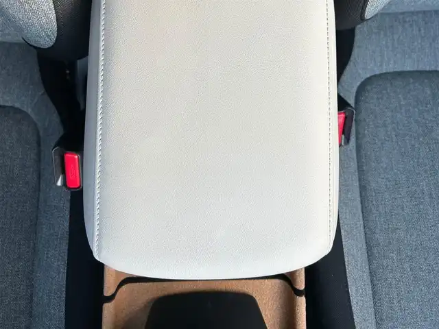 マツダ ＭＸ－３０ 群馬県 2021(令3)年 1.8万km ジェットブラックマイカ ワンオーナー/メモリナビ/Bluetooth/全方位カメラ/シートヒーター/ハンドルヒーター/電動シート/プッシュスタート/ETC/純正18インチアルミホイール