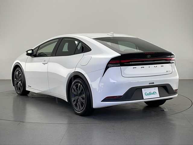 トヨタ プリウス X 長野県 2023(令5)年 3.4万km スーパーホワイトⅡ 4WD/純正ナビ/（フルセグ/Bluetooth/AppleCarPlay/AndroidAuto)/バックカメラ/トヨタセーフティーセンス/・プリクラッシュセーフティ/・レーンキープアシスト/・レーンディパーチャーアラート/・プロアクティブドライビングアシスト/・リヤクロストラフィックアラート/レーダークルーズコントロール/ETC2.0/LEDヘッドライト/LEDフォグ/スマートキー