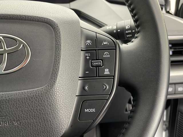 トヨタ プリウス X 長野県 2023(令5)年 3.4万km スーパーホワイトⅡ 4WD/純正ナビ/（フルセグ/Bluetooth/AppleCarPlay/AndroidAuto)/バックカメラ/トヨタセーフティーセンス/・プリクラッシュセーフティ/・レーンキープアシスト/・レーンディパーチャーアラート/・プロアクティブドライビングアシスト/・リヤクロストラフィックアラート/レーダークルーズコントロール/ETC2.0/LEDヘッドライト/LEDフォグ/スマートキー