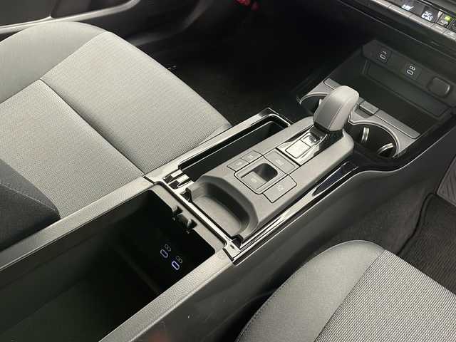 トヨタ プリウス X 長野県 2023(令5)年 3.4万km スーパーホワイトⅡ 4WD/純正ナビ/（フルセグ/Bluetooth/AppleCarPlay/AndroidAuto)/バックカメラ/トヨタセーフティーセンス/・プリクラッシュセーフティ/・レーンキープアシスト/・レーンディパーチャーアラート/・プロアクティブドライビングアシスト/・リヤクロストラフィックアラート/レーダークルーズコントロール/ETC2.0/LEDヘッドライト/LEDフォグ/スマートキー