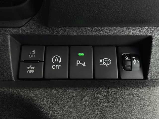 スズキ ジムニー ノマド FC 長野県 2025(令7)年 0.4万km アークティックホワイトパール 4WD/衝突軽減ブレーキ/車線逸脱防止/レーダークルーズコントロール/コーナーセンサー/前席シートヒーター/LEDヘッドライト/ダウンヒルアシストコントロール/ヒーテッドドアミラー/ヘッドライトレベライザー/ヘッドライトウォッシャー/オートライト/アイドリングストップ/プッシュスタート/スマートキー/スペアキー