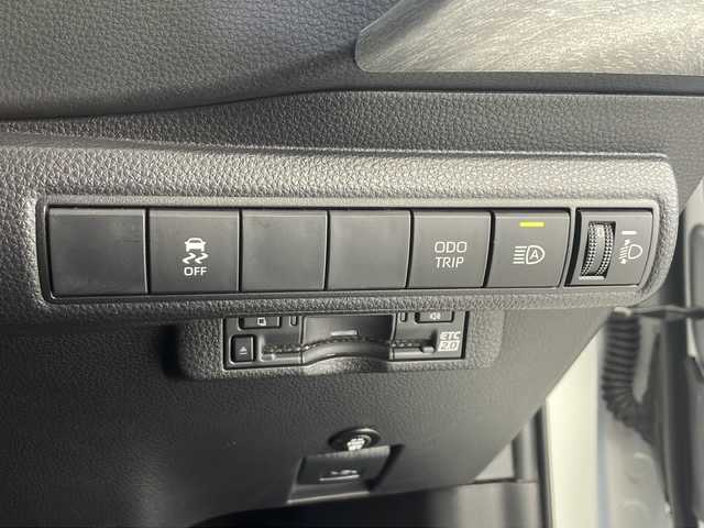 トヨタ カローラツーリング ハイブリッド ダブルバイビー 愛知県 2023(令5)年 3.4万km プラチナホワイトパールマイカ /禁煙車//モデリスタエアロ//純正10.25インチナビ//フルセグTV・AMFM・Bluetooth・USB//バックカメラ//ビルトインETC2.0//前後ドライブレコーダー(バックカメラ併用)//トヨタセーフティセンス//レーダークルーズコントロール//プロアクティブドライビングアシスト//前後クリアランスソナー//LEDヘッドライト//オートライト//フロントフォグランプ//合皮&レザテックシート//純正17インチアルミホイール//革巻きステアリング//ステアリングスイッチ//プッシュスタート//電動格納ミラー//イモビライザー