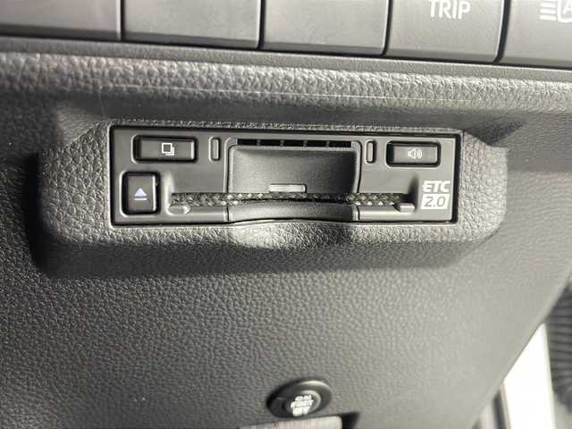 トヨタ カローラツーリング ハイブリッド ダブルバイビー 愛知県 2023(令5)年 3.4万km プラチナホワイトパールマイカ /禁煙車//モデリスタエアロ//純正10.25インチナビ//フルセグTV・AMFM・Bluetooth・USB//バックカメラ//ビルトインETC2.0//前後ドライブレコーダー(バックカメラ併用)//トヨタセーフティセンス//レーダークルーズコントロール//プロアクティブドライビングアシスト//前後クリアランスソナー//LEDヘッドライト//オートライト//フロントフォグランプ//合皮&レザテックシート//純正17インチアルミホイール//革巻きステアリング//ステアリングスイッチ//プッシュスタート//電動格納ミラー//イモビライザー