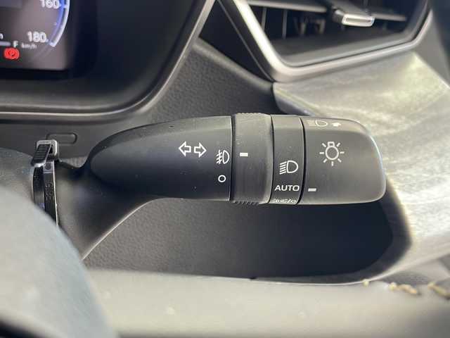 トヨタ カローラツーリング ハイブリッド ダブルバイビー 愛知県 2023(令5)年 3.4万km プラチナホワイトパールマイカ /禁煙車//モデリスタエアロ//純正10.25インチナビ//フルセグTV・AMFM・Bluetooth・USB//バックカメラ//ビルトインETC2.0//前後ドライブレコーダー(バックカメラ併用)//トヨタセーフティセンス//レーダークルーズコントロール//プロアクティブドライビングアシスト//前後クリアランスソナー//LEDヘッドライト//オートライト//フロントフォグランプ//合皮&レザテックシート//純正17インチアルミホイール//革巻きステアリング//ステアリングスイッチ//プッシュスタート//電動格納ミラー//イモビライザー