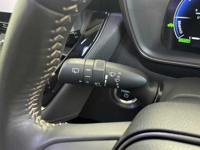 トヨタ カローラツーリング ハイブリッド ダブルバイビー 愛知県 2023(令5)年 3.4万km プラチナホワイトパールマイカ /禁煙車//モデリスタエアロ//純正10.25インチナビ//フルセグTV・AMFM・Bluetooth・USB//バックカメラ//ビルトインETC2.0//前後ドライブレコーダー(バックカメラ併用)//トヨタセーフティセンス//レーダークルーズコントロール//プロアクティブドライビングアシスト//前後クリアランスソナー//LEDヘッドライト//オートライト//フロントフォグランプ//合皮&レザテックシート//純正17インチアルミホイール//革巻きステアリング//ステアリングスイッチ//プッシュスタート//電動格納ミラー//イモビライザー