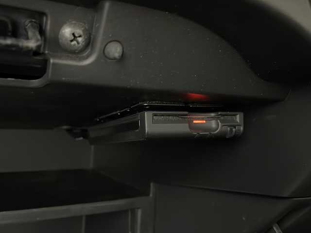 日産 ノート e－パワー X 茨城県 2018(平30)年 7.5万km ブリリアントホワイトパール デジタルインナーミラー　/純正ナビ　/全周囲カメラ　/フルセグＴＶ　/CD再生 /衝突被害軽減ブレーキ　/レーンキープアシスト　/コーナーセンサー　/ＥＴＣ /スマートキー /電格ミラー /純正フロアマット /禁煙車