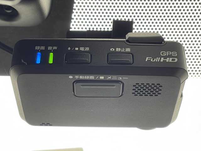 日産 ノート e－パワー X 茨城県 2018(平30)年 7.5万km ブリリアントホワイトパール デジタルインナーミラー　/純正ナビ　/全周囲カメラ　/フルセグＴＶ　/CD再生 /衝突被害軽減ブレーキ　/レーンキープアシスト　/コーナーセンサー　/ＥＴＣ /スマートキー /電格ミラー /純正フロアマット /禁煙車