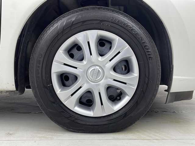 日産 ノート e－パワー X 茨城県 2018(平30)年 7.5万km ブリリアントホワイトパール デジタルインナーミラー　/純正ナビ　/全周囲カメラ　/フルセグＴＶ　/CD再生 /衝突被害軽減ブレーキ　/レーンキープアシスト　/コーナーセンサー　/ＥＴＣ /スマートキー /電格ミラー /純正フロアマット /禁煙車