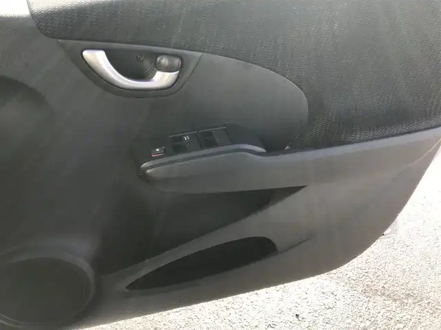 ホンダ フィット ハイブリット RS ファインスタイル 富山県 2013(平25)年 4.8万km スーパープラチナアクアメタリック 社外ナビ/ワンセグTV/バックカメラ/クルーズコントロール/スマートキー/横滑り防止装置/パドルシフト/ステアリングスイッチ/HIDヘッドライト/ETC/ウインカーミラー/電動格納ミラー