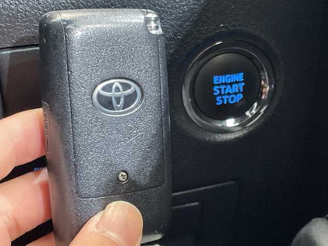 トヨタ ヴェルファイア Z Aエディション ゴールデンアイズ 愛媛県 2016(平28)年 8.2万km ホワイトパールクリスタルシャイン モデリスタエアロ/ツインムーンルーフ/ＡＬＰＩＮＥ10型ナビ/フルセグTV　Bluetooth DVD再生可/バックカメラ/ＡＬＰＩＮＥ12.8インチフリップダウンモニター/レザー調シートカバー/パワーバックドア/ＥＴＣ/ドライブレコーダー/両側電動スライドドア/電動リアゲート/衝突被害軽減ブレーキ/ＬＥＤライト