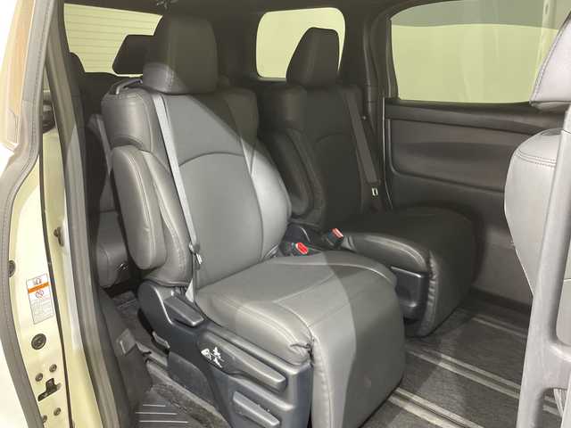 トヨタ ヴェルファイア Z Aエディション ゴールデンアイズ 愛媛県 2016(平28)年 8.2万km ホワイトパールクリスタルシャイン モデリスタエアロ/ツインムーンルーフ/ＡＬＰＩＮＥ10型ナビ/フルセグTV　Bluetooth DVD再生可/バックカメラ/ＡＬＰＩＮＥ12.8インチフリップダウンモニター/レザー調シートカバー/パワーバックドア/ＥＴＣ/ドライブレコーダー/両側電動スライドドア/電動リアゲート/衝突被害軽減ブレーキ/ＬＥＤライト