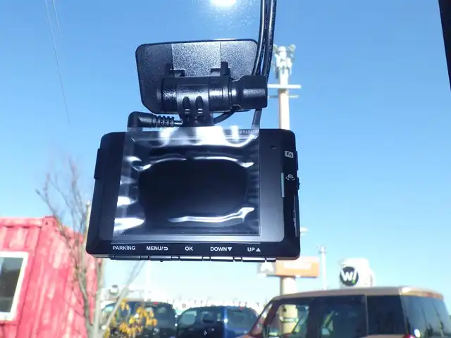 トヨタ ルーミー カスタムG 千葉県 2023(令5)年 3.7万km パールホワイトⅢ スマートアシストIII/レーダークルーズコントロール/エコアイドル/両側パワースライドドア/社外メモリーナビ/地デジTV/【Bluetooth接続】/パノラマモニター/ドライブレコーダー（前後撮影）/革巻きステアリング/LEDヘッドライト/フォグライト/ウインカーミラー/コーナーセンサー/キーフリーシステム