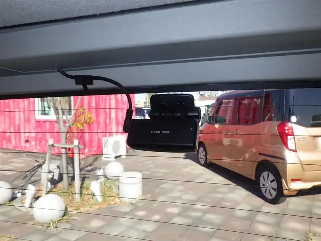 トヨタ ルーミー カスタムG 千葉県 2023(令5)年 3.7万km パールホワイトⅢ スマートアシストIII/レーダークルーズコントロール/エコアイドル/両側パワースライドドア/社外メモリーナビ/地デジTV/【Bluetooth接続】/パノラマモニター/ドライブレコーダー（前後撮影）/革巻きステアリング/LEDヘッドライト/フォグライト/ウインカーミラー/コーナーセンサー/キーフリーシステム