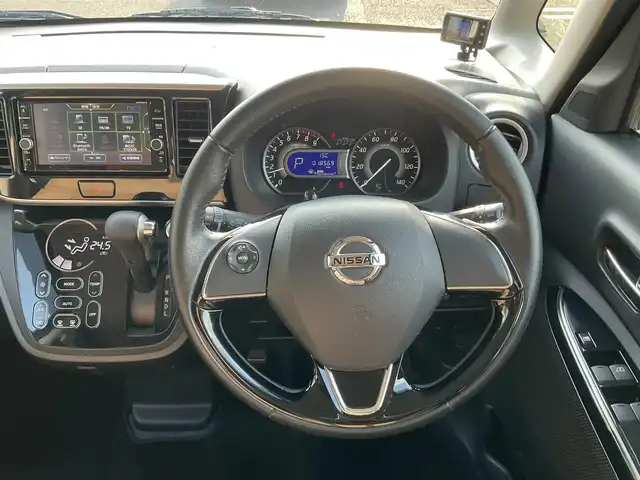 日産 デイズ ルークス HWS X Vセレクション 滋賀県 2019(平31)年 1.9万km プレミアムパープルP ワンオーナー/エマージェンシーブレーキ/踏み間違い防止アシスト/純正ナビ/Bluetooth、DVD、CD、フルセグテレビ/アラウンドビューモニター/ETC/両側パワースライドドア/純正前後ドライブレコーダー/ハーフレザーシート/タッチパネル式エアコン/LEDヘッドライト/純正15インチアルミホイール/取扱説明書/保証書/