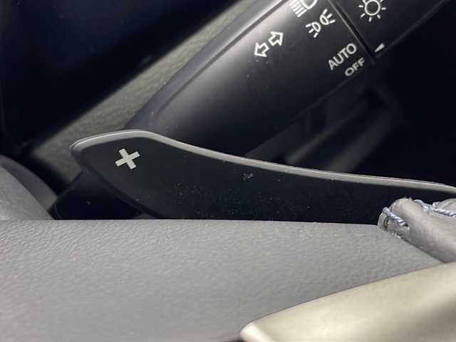 スズキ ハスラー Jスタイル Ⅲ ターボ 秋田県 2018(平30)年 6.3万km ブレイブカーキパール/スチールシルバー 4WD/社外ナビ　/フルセグTV/AM/FM/CD/DVD/Bluetooth/バックカメラ　/デュアルカメラブレーキサポート　/クルーズコントロール　/パドルシフト　/レーンキープアシスト　/横滑り防止装置/ダウンヒルアシストコントロール/アイドリングストップ/前席シートヒーター　/ビルトインETC/HIDヘッドライト/ハーフレザーシート/フォグランプ　/スマートキー/スペアキー/純正フロアマット/純正アルミホイール