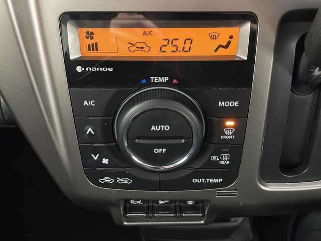 スズキ ハスラー Jスタイル Ⅲ ターボ 秋田県 2018(平30)年 6.3万km ブレイブカーキパール/スチールシルバー 4WD/社外ナビ　/フルセグTV/AM/FM/CD/DVD/Bluetooth/バックカメラ　/デュアルカメラブレーキサポート　/クルーズコントロール　/パドルシフト　/レーンキープアシスト　/横滑り防止装置/ダウンヒルアシストコントロール/アイドリングストップ/前席シートヒーター　/ビルトインETC/HIDヘッドライト/ハーフレザーシート/フォグランプ　/スマートキー/スペアキー/純正フロアマット/純正アルミホイール