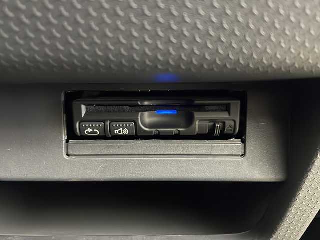 スズキ ハスラー Jスタイル Ⅲ ターボ 秋田県 2018(平30)年 6.3万km ブレイブカーキパール/スチールシルバー 4WD/社外ナビ　/フルセグTV/AM/FM/CD/DVD/Bluetooth/バックカメラ　/デュアルカメラブレーキサポート　/クルーズコントロール　/パドルシフト　/レーンキープアシスト　/横滑り防止装置/ダウンヒルアシストコントロール/アイドリングストップ/前席シートヒーター　/ビルトインETC/HIDヘッドライト/ハーフレザーシート/フォグランプ　/スマートキー/スペアキー/純正フロアマット/純正アルミホイール