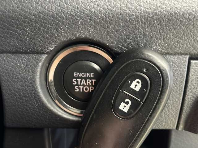 スズキ ハスラー Jスタイル Ⅲ ターボ 秋田県 2018(平30)年 6.3万km ブレイブカーキパール/スチールシルバー 4WD/社外ナビ　/フルセグTV/AM/FM/CD/DVD/Bluetooth/バックカメラ　/デュアルカメラブレーキサポート　/クルーズコントロール　/パドルシフト　/レーンキープアシスト　/横滑り防止装置/ダウンヒルアシストコントロール/アイドリングストップ/前席シートヒーター　/ビルトインETC/HIDヘッドライト/ハーフレザーシート/フォグランプ　/スマートキー/スペアキー/純正フロアマット/純正アルミホイール