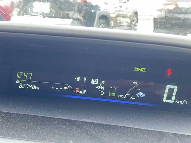 トヨタ プリウス α S 福島県 2013(平25)年 8.3万km ホワイトパールクリスタルシャイン 7人乗り 純正ナビ　フルセグTV Bluetooth バックカメラ ETC 純正16インチアルミホイール フォグランプ バックフォグ ワイパーデアイサー ドアバイザー フロアマット スマートキー