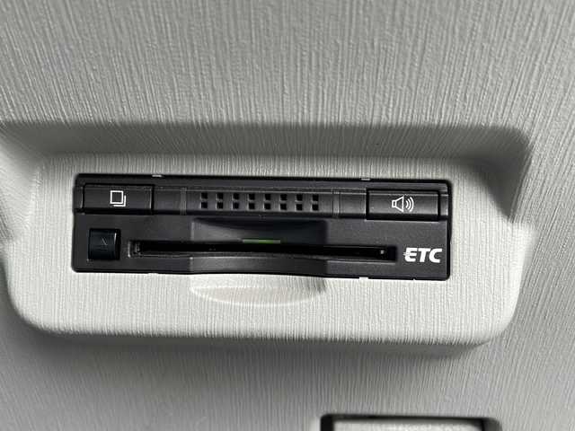 トヨタ プリウス α S 福島県 2013(平25)年 8.3万km ホワイトパールクリスタルシャイン 7人乗り 純正ナビ　フルセグTV Bluetooth バックカメラ ETC 純正16インチアルミホイール フォグランプ バックフォグ ワイパーデアイサー ドアバイザー フロアマット スマートキー