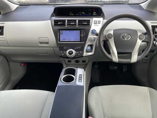 トヨタ プリウス α S 福島県 2013(平25)年 8.3万km ホワイトパールクリスタルシャイン 7人乗り 純正ナビ　フルセグTV Bluetooth バックカメラ ETC 純正16インチアルミホイール フォグランプ バックフォグ ワイパーデアイサー ドアバイザー フロアマット スマートキー