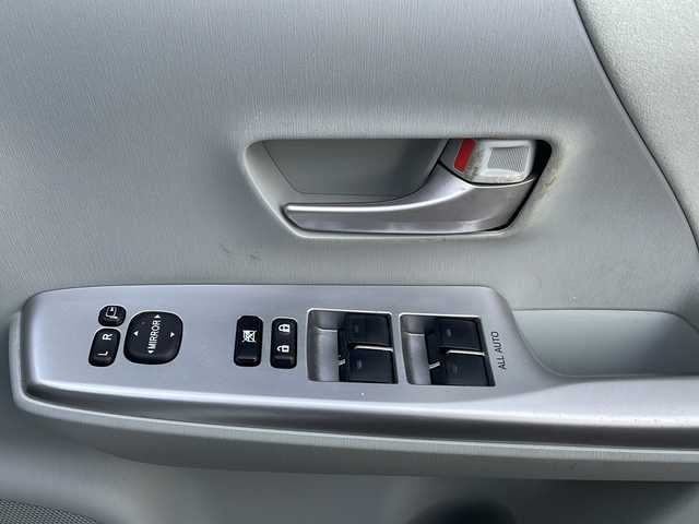 トヨタ プリウス α S 福島県 2013(平25)年 8.3万km ホワイトパールクリスタルシャイン 7人乗り 純正ナビ　フルセグTV Bluetooth バックカメラ ETC 純正16インチアルミホイール フォグランプ バックフォグ ワイパーデアイサー ドアバイザー フロアマット スマートキー