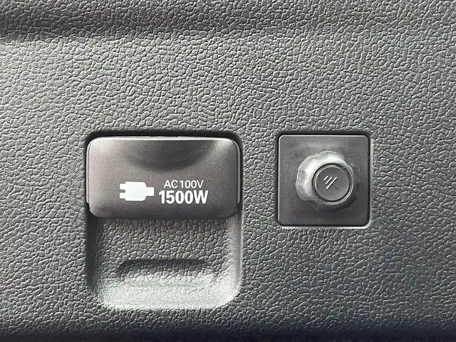 トヨタ プリウス SセーフティプラスⅡ 福岡県 2021(令3)年 8.4万km プラチナホワイトパールマイカ 純正7型メモリーナビ/（フルセグTV/BT/CD/DVD）/バックモニター/トヨタセーフティー/コーナーセンサー/レーダークルコン/BSM/前後ドラレコ/純正LEDヘッドライト/フォグランプ/スペアキー/Pスタート/純正フロアマット