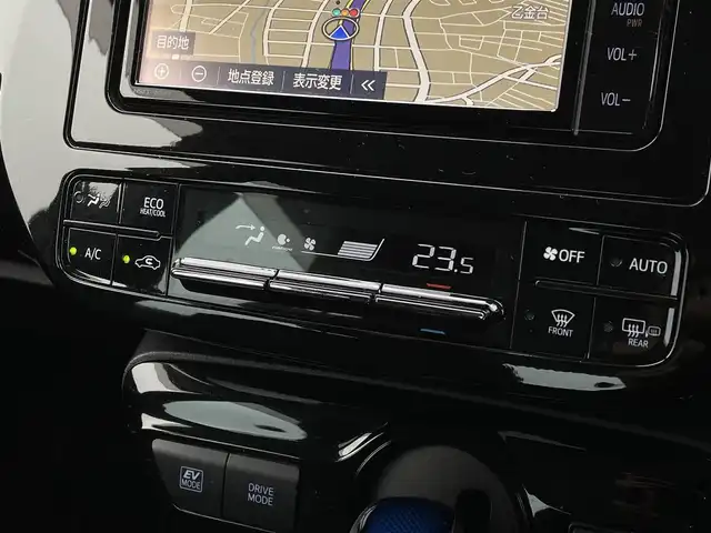 トヨタ プリウス SセーフティプラスⅡ 福岡県 2021(令3)年 8.4万km プラチナホワイトパールマイカ 純正7型メモリーナビ/（フルセグTV/BT/CD/DVD）/バックモニター/トヨタセーフティー/コーナーセンサー/レーダークルコン/BSM/前後ドラレコ/純正LEDヘッドライト/フォグランプ/スペアキー/Pスタート/純正フロアマット