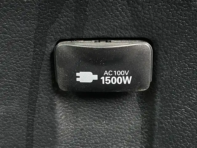 トヨタ プリウス SセーフティプラスⅡ 福岡県 2021(令3)年 8.4万km プラチナホワイトパールマイカ 純正7型メモリーナビ/（フルセグTV/BT/CD/DVD）/バックモニター/トヨタセーフティー/コーナーセンサー/レーダークルコン/BSM/前後ドラレコ/純正LEDヘッドライト/フォグランプ/スペアキー/Pスタート/純正フロアマット