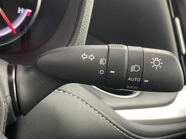 トヨタ ノア S－Z 岐阜県 2022(令4)年 1.9万km ホワイトパールクリスタルシャイン トヨタセーフティセンス/・プリクラッシュセーフティ/・レーンディパーチャーアラート/・オートハイビーム/・レーダークルーズコントロール/クリアランスソナー/パーキングアシストブレーキ/10.5インチ純正ディスプレイオーディオ/・ナビキット/フルセグTV/Bluetooth/CD/DVD/HDMI/純正フリップダウンモニター/快適利便パッケージ/・パワーバックドア/・後席オットマン/・後席シートヒーター/プロジェクターLED/両側パワースライドドア/純正ドライブレコーダー/ビルトインETC2.0/ハーフレザーシート/・シートヒーター/革巻きステアリング/・ステアリングスイッチ/・ステアリングヒーター/プッシュスタート/スマートキー/LEDヘッドライト/・フォグランプ/純正フロアマット/純正ドアバイザー
