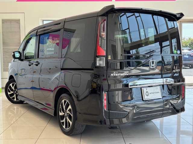 ホンダ ステップワゴン スパーダ ホンダセンシング 埼玉県 2021(令3)年 4.9万km プレミアムスパークルブラックパール ホンダセンシング/9インチ純正メモリーナビ/ CD/DVD/BT/フルセグ/USB/HDMI/AppleCarPlay/両側電動スライドドア/レーダークルーズコントロール/レーンキープアシスト/純正16インチアルミホイール/スマートキー/ETC2.0/禁煙車
