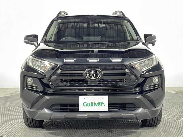 トヨタ ＲＡＶ４ アドベンチャー オフロードPKG 広島県 2021(令3)年 4.8万km アティチュードブラックマイカ 純正9型ディスプレイオーディオ/ルーフレール/ブラック合皮シート/パワーシート/シートヒーター/ベンチレーション/ステアリングヒーター/ダウンヒルアシストコントロール/マルチテレインセレクト/ブラインドスポットモニター/バックカメラ/クリアランスソナー/セーフティセンス/・プリクラッシュセーフティ/・レーントレーシングアシスト/・オートマチックハイビーム/・レーダークルーズコントロール/ETC/ドライブレコーダー