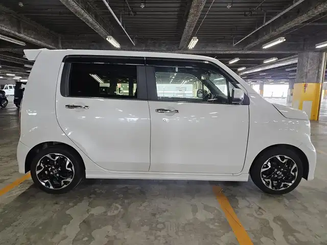 ホンダ Ｎ ＷＧＮ カスタム Lターボ ホンダS 富山県 2021(令3)年 4.7万km プラチナホワイトパール ワンオーナー/純正ディスプレイオーディオ/　(Bluetooth/AM/FM/CD)/ワンセグTV/バックモニター/ビルトインETC/渋滞追従機能付アダプティブクルーズコントロール/ソナーセンサー/ホンダセンシング/・衝突軽減ブレーキ/・誤発進抑制機能(前後)/・歩行者事故低減ステアリング/・先行車発進お知らせ機能/・標識認識機能/・車線逸脱支援システム/・オートハイビーム/ターボ/LEDヘッドランプ/本革巻きステアリング/パドルシフト/トリコット/合皮コンビシート/アレルクリーンプラスシート/運転席シートヒーター/純正15インチアルミホイール/スマートキーシステム/禁煙車