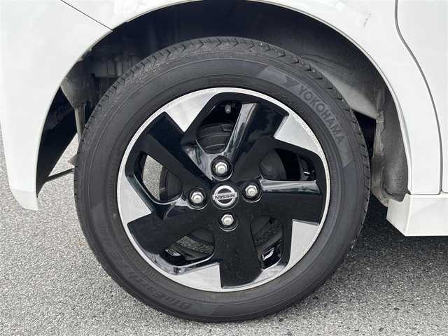 日産 ルークス HWS X プロパイロットED 奈良県 2020(令2)年 2万km ホワイトパール 純正9インチナビ(フルセグTV/CD/DVD/AM・FM/BT/AUX/iPod)/前方ドラレコ/ビルトインETC/両側ハンズフリーオートスライドドア/プロパイロット/インテリジェントアラウンドビューモニター/インテリジェントエマージェンシーブレーキ/インテリジェントFCW(前方衝突予測警報)/インテリジェントDA(ふらつき警報)/踏み間違い衝突防止アシスト/アダプティブLEDヘッドライトシステム/オートブレーキホールド/アイドリングストップ機能/純正14インチアルミホイール/純正フロアマット/スマートキー