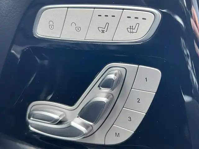 メルセデス・ベンツ ゲレンデヴァーゲン Ｇ４００ｄ AMGライン 千葉県 2023(令5)年 1.8万km 白 マヌファクトゥーアＰ/ラグジュアリーパッケージ/４ＷＤ/ターボ/衝突軽減ブレーキ/全方位カメラ/純正１２．３インチＨＤＤナビ/レーダークルーズコントロール/BSM/ブルメスターサウンド/レザーシート/シートヒーター/ベンチレーション/ＬＥＤヘッドライト
