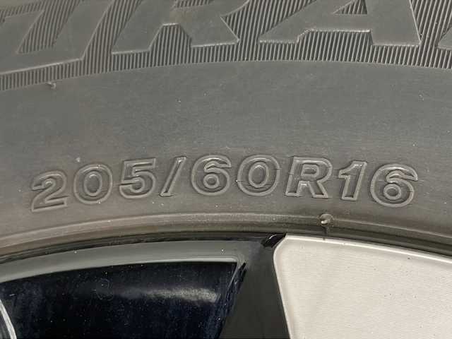 ホンダ ステップワゴン スパーダ eHEV 新潟県 2022(令4)年 4.5万km クリスタルブラックパール 純正9インチナビ/(LXM-237VFNi)/(CD.DVD.SD.フルセグ.Bluetooth.HDMI)/純正フリップダウンモニター/バックカメラ/ホンダセンシング/レーダークルーズコントロール/レーンキープアシスト/ブラインドスポットモニター/革巻きステアリング/ステアリングリモコン/LEDオートライト/フォグランプ/両側パワースライドドア/パワーバックドア/ETC/プッシュスタート/スマートキー/純正フロアマット
