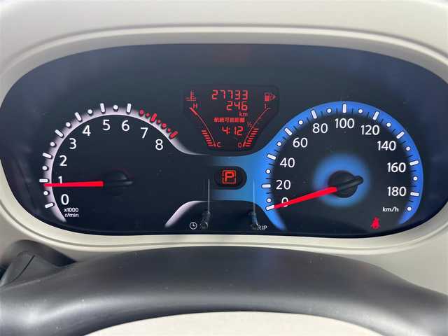 日産 キューブ 15X パーティーレッドセレ 京都府 2011(平23)年 2.8万km ホワイトパール ・SDナビ(AVIC-MRZ99)/　ワンセグ/　CD/DVD再生/　SD再生/・プッシュスタート/・電格ミラー/・ECOモード/・ETC/・外品15インチAW/・スペアキー/・取説/保証書