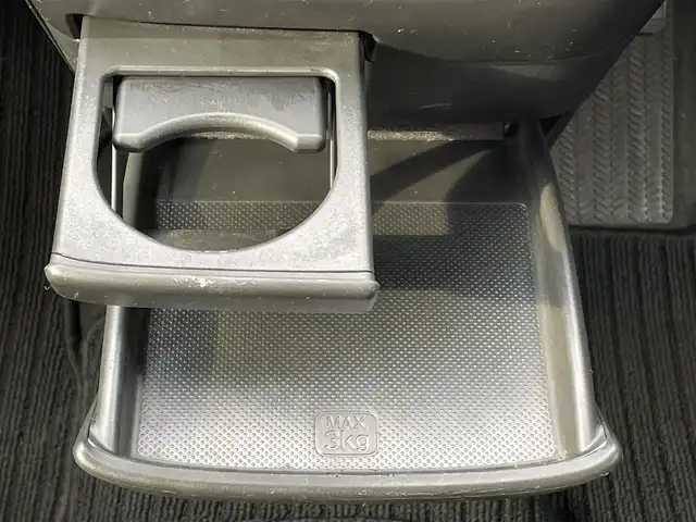 ホンダ フリード ハイブリット G ホンダセンシング 岐阜県 2017(平29)年 9.8万km ホワイトオーキッドパール ワンオーナー/4WD/両側パワースライドドア/後席モニター/ナビ/【Bluetooth．CD.TV.AM/FM】/バックカメラ/レザーシート/シートヒーター/コーナーセンサー/衝突被害軽減システム/レーンキープアシスト/クルーズコントロール/ETC/ドライブレコーダー/純正フロアマット/電動格納ドアミラー/ウィンカーミラー/ドアバイザー/サンシェード/横滑り防止装置/保証書/取扱説明書/スペアキー