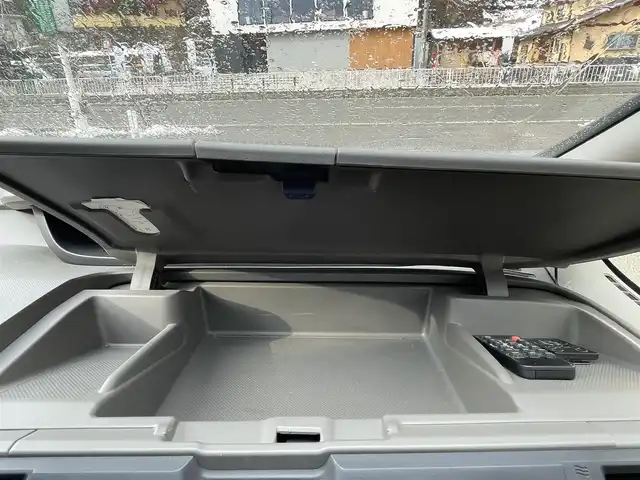 ホンダ フリード ハイブリット G ホンダセンシング 岐阜県 2017(平29)年 9.8万km ホワイトオーキッドパール ワンオーナー/4WD/両側パワースライドドア/後席モニター/ナビ/【Bluetooth．CD.TV.AM/FM】/バックカメラ/レザーシート/シートヒーター/コーナーセンサー/衝突被害軽減システム/レーンキープアシスト/クルーズコントロール/ETC/ドライブレコーダー/純正フロアマット/電動格納ドアミラー/ウィンカーミラー/ドアバイザー/サンシェード/横滑り防止装置/保証書/取扱説明書/スペアキー