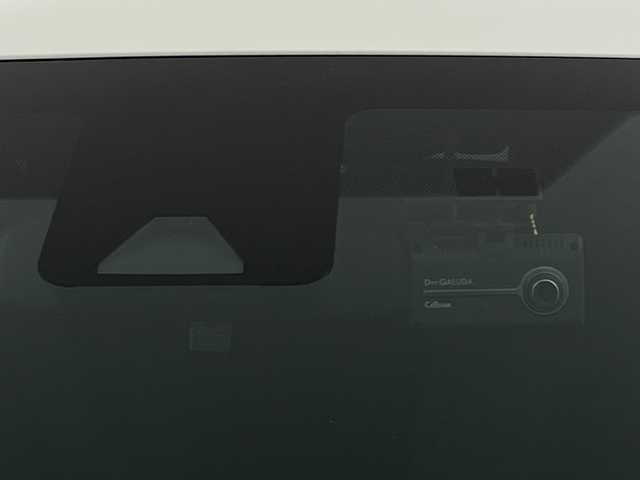 トヨタ ヤリス G 新潟県 2020(令2)年 2万km ホワイトパールクリスタルシャイン トヨタセーフティセンス/純正コネクトナビ/Bluetooth/バックカメラ/レーダークルーズコントロール/LEDオートライト/オートハイビーム/ステアリングリモコン/レーントレーシングアシスト/ブラインドスポットモニター/クリアランスソナー/パーキングサポートブレーキ/電格ミラー/ウィンカーミラー/前後ドラレコ/スマートキー/ビルトインETC2.0